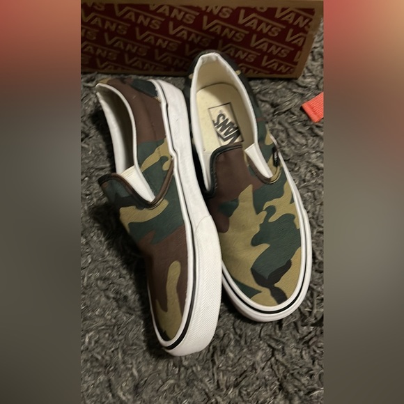 Camo vans NEW - Picture 5 of 6